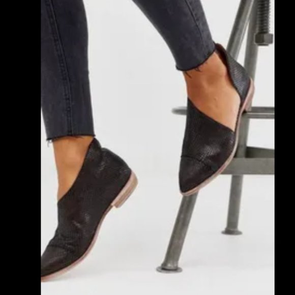 Free People Shoes - Free People Black Leather Ankle Booties Shooties size 39.5